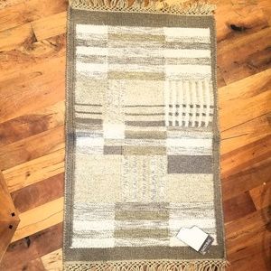 Nwt small wool/ jute rug tan/cream D'hurrie India